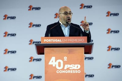 PJ foi à sede nacional do PSD pedir documentos da campanha interna de Miguel Pinto Luz - TVI