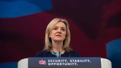 Chefe da diplomacia britânica Liz Truss anuncia candidatura para suceder a Boris Johnson - TVI