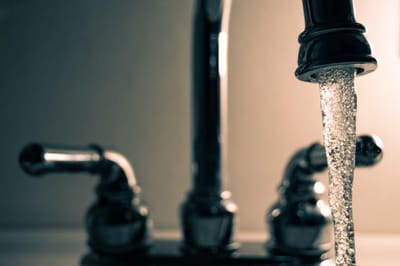 Governo tem relatório sobre uso eficiente de água na gaveta há três anos - TVI