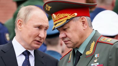 A Europa não consegue decidir se quer ou não castigar os cidadãos russos pela guerra de Putin - TVI