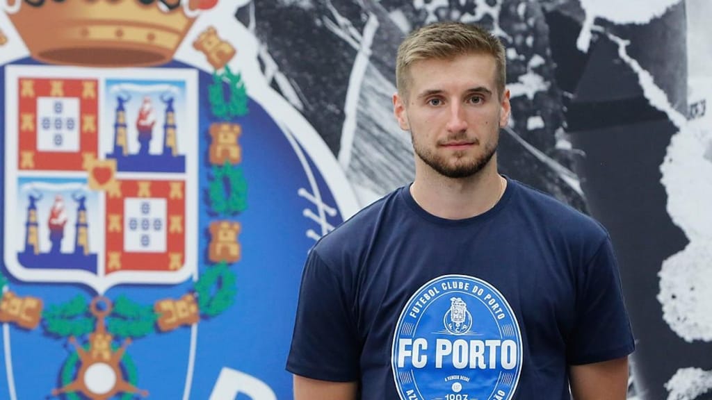 Vladyslav Voytso (FC Porto)