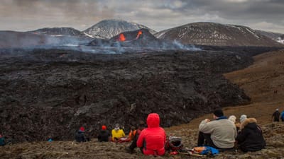 Vulcão em Fagradalsfjall entrou em erupção: atenção à Islândia - TVI