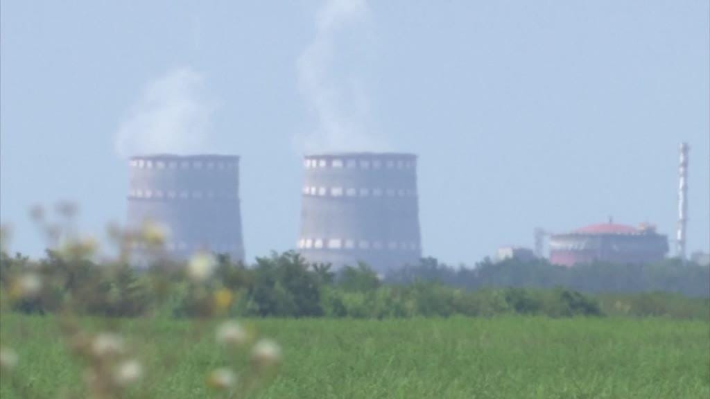 Rússia e Ucrânia trocam acusações sobre ataque à central nuclear de Zaporizhzhia. Agência de Energia Atómica fala em "informações contraditórias"