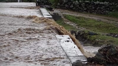 Inundações e deslizamentos de terra nos Açores. Família realojada devido ao mau tempo - TVI