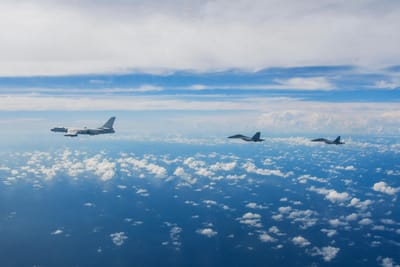 Onze aviões militares chineses atravessam Estreito de Taiwan - TVI