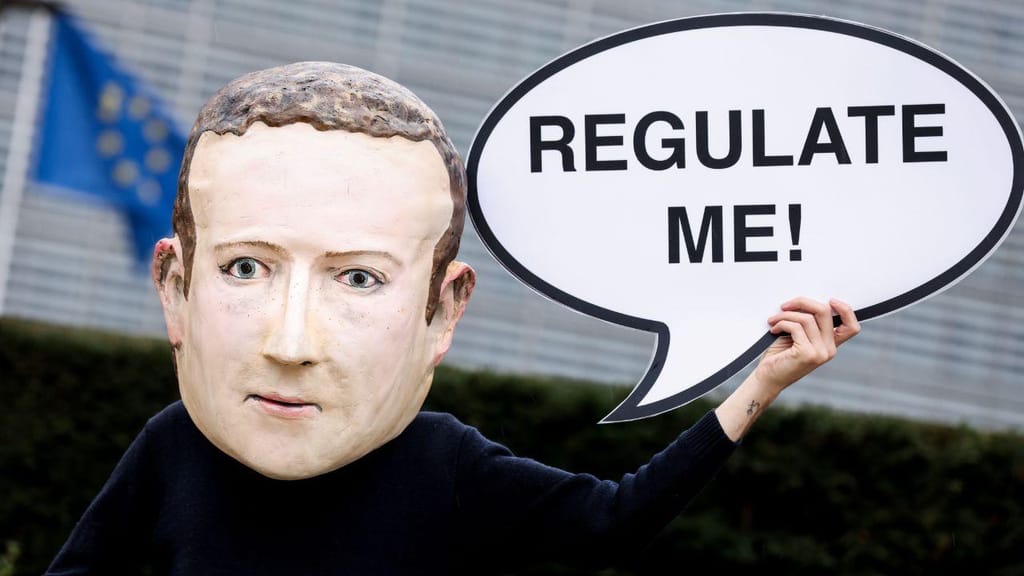 Protesto pede maior regulação do Facebook (Kenzo Tribouillard/Getty Images)