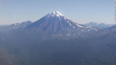Oito pessoas morreram a escalar um dos vulcões ativos mais altos do mundo - TVI