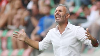 Cuiabá de Ivo Vieira cai na Taça do Brasil frente a equipa da quarta divisão - TVI