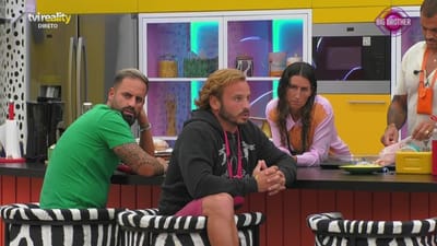 Miguel Vicente irrita-se com Diogo Marques: «Acho que não estás a agir bem» - Big Brother