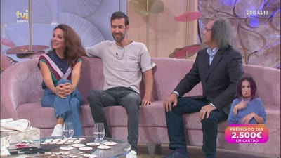 Marta Andrino é surpreendida pelo pai em estúdio - TVI