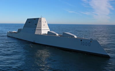 O mais avançado navio de guerra norte-americano está na Ásia, com uma missão que vai chamar a atenção da China - TVI