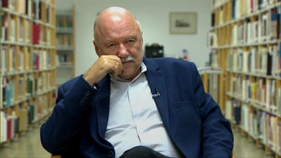 Andrei Kurkov: de quase espião do KGB a maior escritor contemporâneo da Ucrânia. "A guerra só acaba quando Putin desaparecer" - TVI