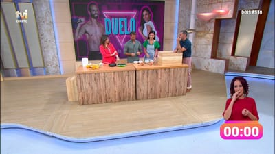 Duelo na cozinha: Kelly Baron e Pedro Guedes separam a gema da clara - Big Brother