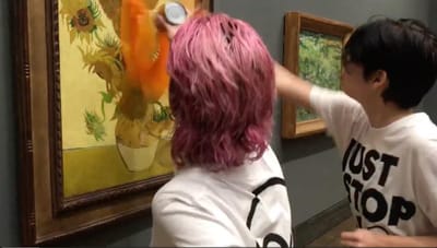 Grupo de ativistas vandaliza quadro de Van Gogh com sopa de tomate - TVI