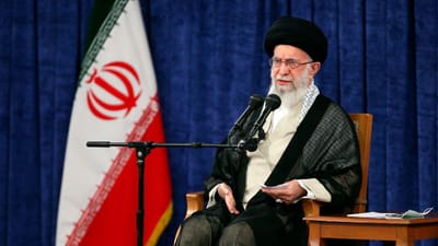Líder supremo do Irão elogia drones concebidos pelos "melhores talentos" do país - e que não são "photoshop" - TVI