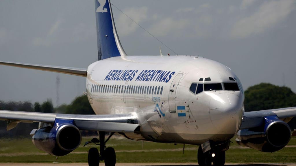 Avião das Aerolíneas Argentinas (AP)