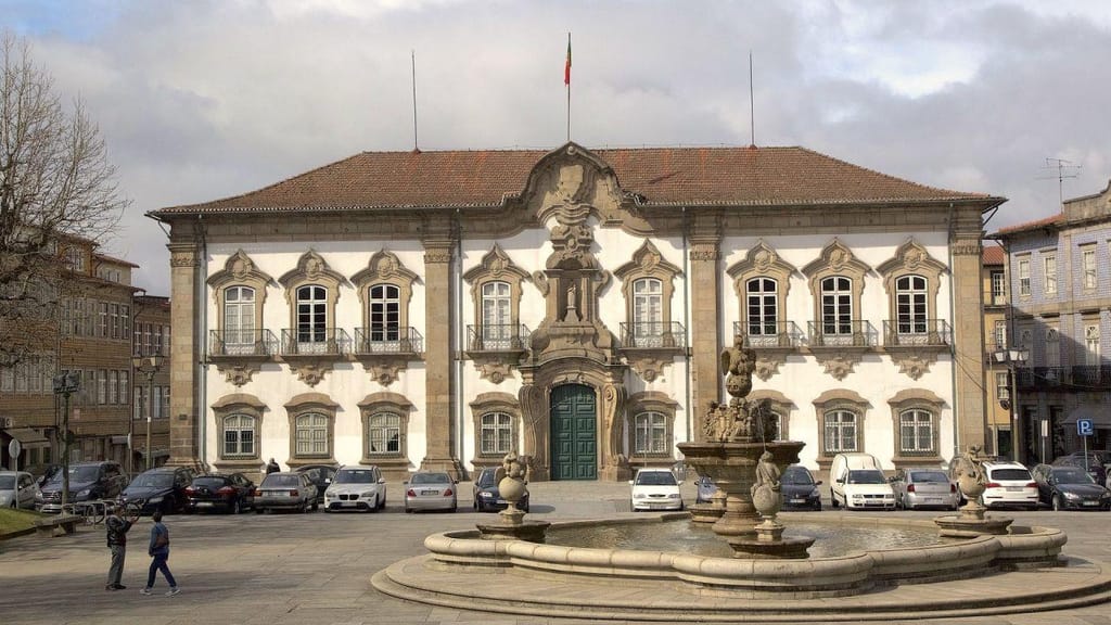 Câmara Municipal de Braga (foto: T. Kearney/ Flickr)