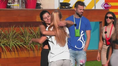 Bárbara Parada recebe avião e fica «arrepiada» - Big Brother