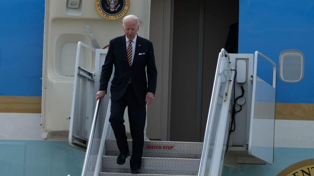 Joe Biden chega ao Cambodja (AP)