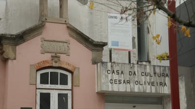 Numa cidade sem qualquer teatro ou cinema, um milhão de euros depois e a Casa da Cultura continua fechada - TVI