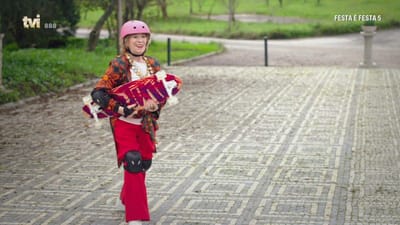 A centenária aventura-se no skate - TVI