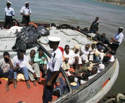 Iémen: 28 imigrantes somalis morreram em naufrágio - TVI