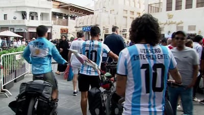 Três argentinos pedalam 10 mil quilómetros para assistir à final do Mundial 2022 - TVI