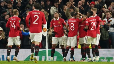Man Utd vence Burnley no primeiro jogo pós-Ronaldo - TVI