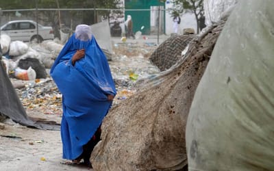 ONU pede a talibãs que deixem mulheres trabalharem em ONG - TVI
