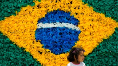 Pedidos de retorno ao Brasil por imigrantes em Portugal bate recorde em 2022 - TVI