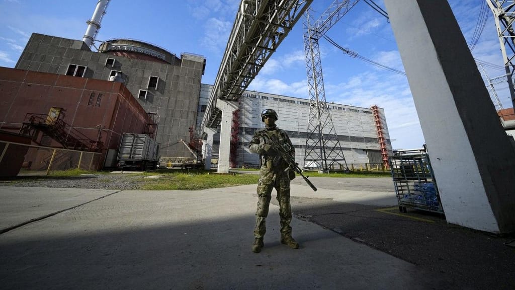 Central nuclear de Zaporijia controlada por tropas russas (Foto: AP)