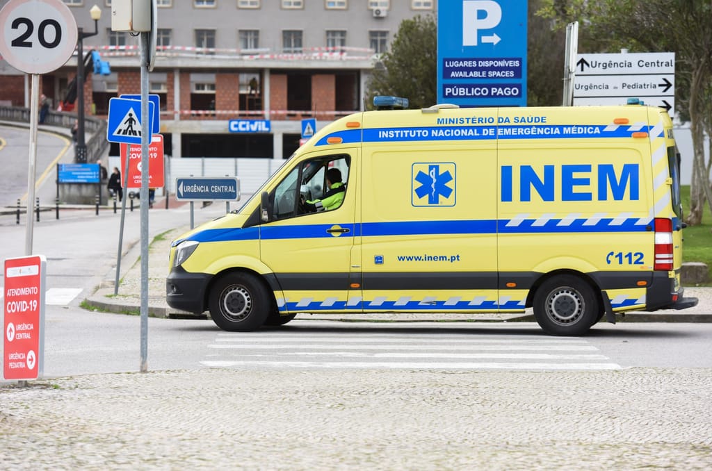 Ambulância do INEM (Getty)