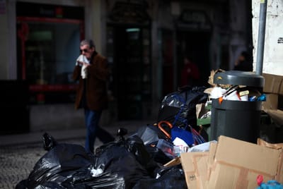 Mais de 21 mil toneladas de lixo na Grande Lisboa entre Natal e Ano Novo - TVI