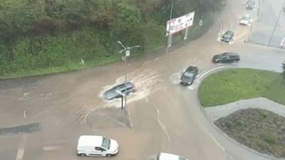 Chuva forte causa inundações em Vila Nova de Gaia e no Porto - TVI