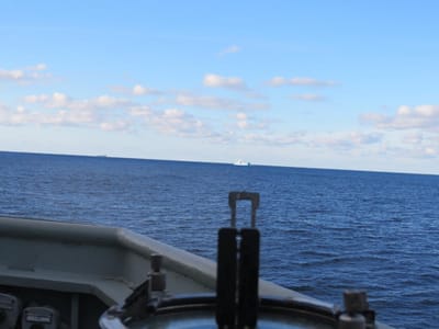 Marinha acompanhou passagem de navio russo ao largo da costa portuguesa - TVI