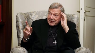 Morreu George Pell, controverso cardeal que esteve preso durante 404 dias por suspeitas de abuso sexual de menores - TVI