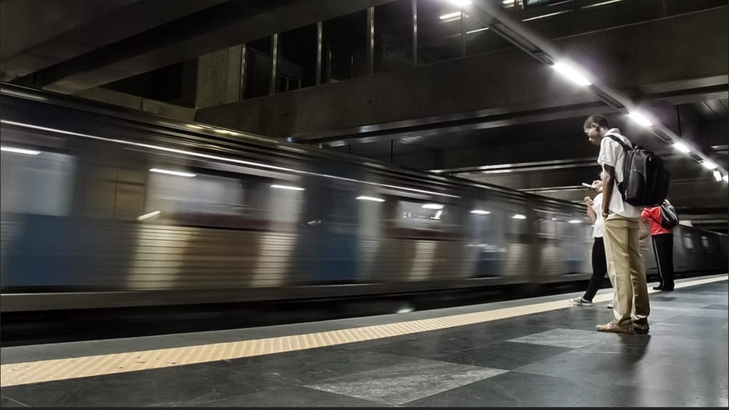 Metro de Lisboa vai ter linha Violeta (foto: Dejan Danailov/Flickr)