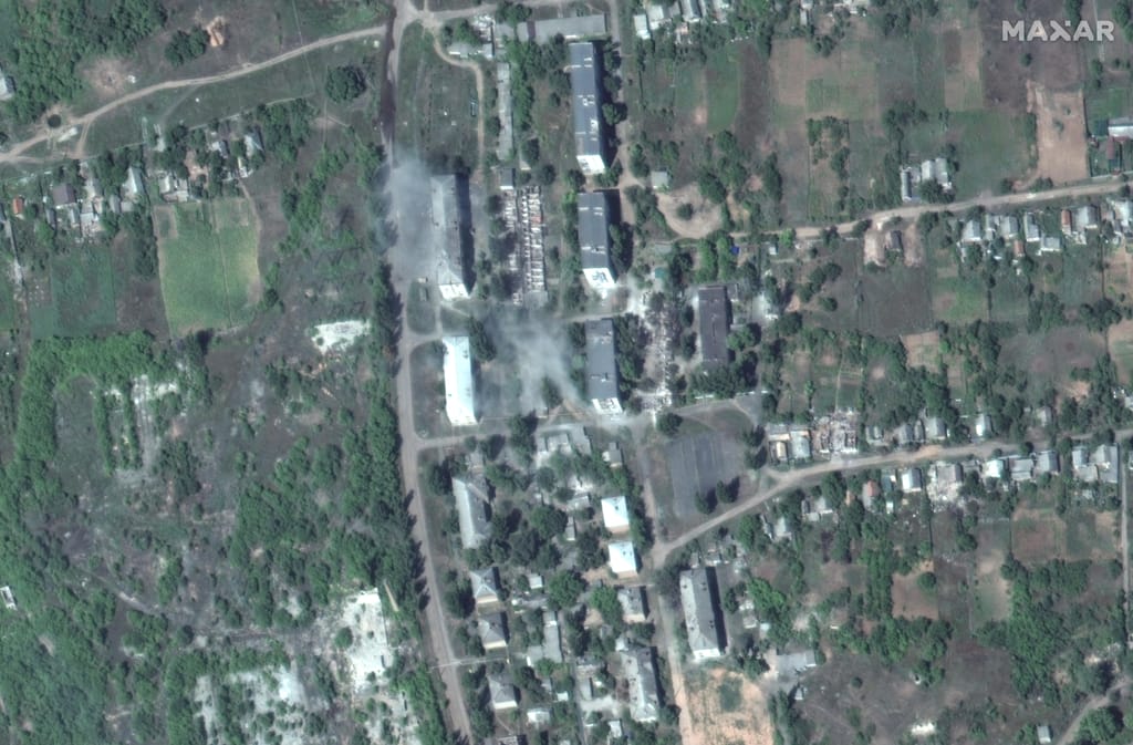 Imagens de satélite Maxar de Soledar (Maxar Technologies, via Getty Images)