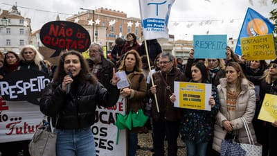 Sindicato de professores anuncia nova greve em fevereiro - TVI