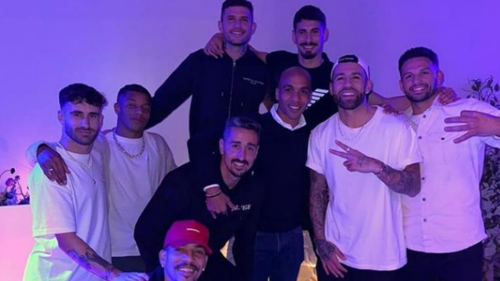 João Mário juntou companheiros do Benfica para celebrar o 30.º aniversário (Instagram)
