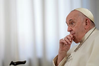 Papa Francisco: "Ser homossexual não é um crime, mas é um pecado" - TVI