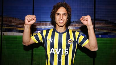 OFICIAL: promessa turca deixa Barcelona e reforça Fenerbahçe de Jesus - TVI