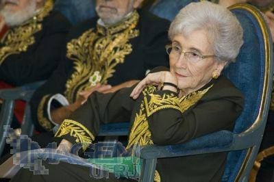 Morreu Cleonice Berardinelli, da Academia Brasileira de Letras, aos 106 anos - TVI
