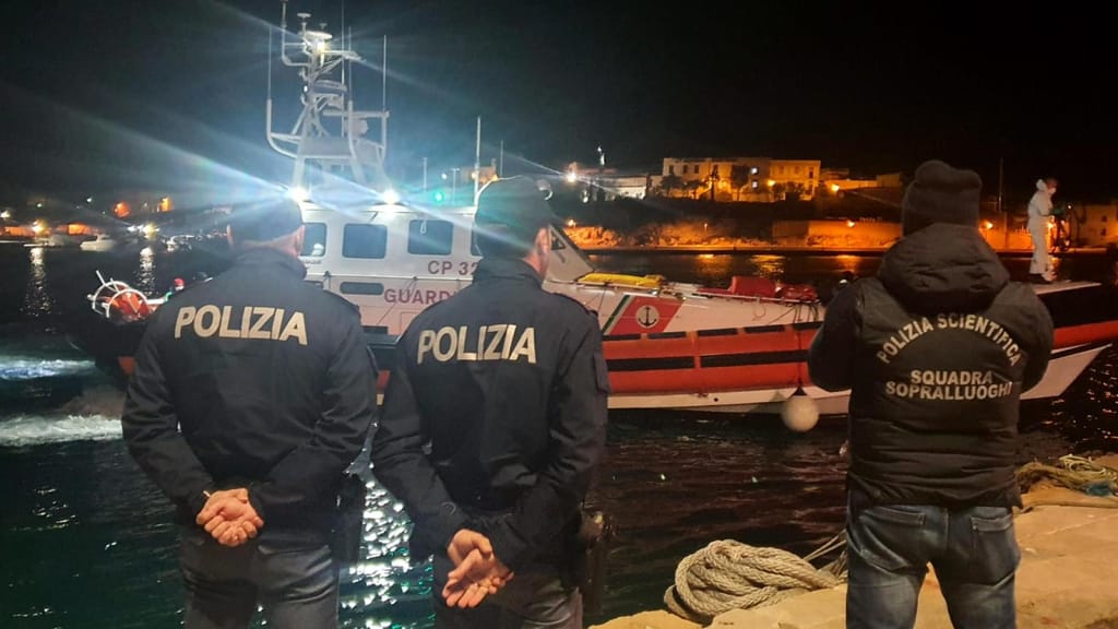 Lampedusa (EPA/Concetta Rizzo)