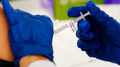 DGS autorizada a gastar 1,8 milhões de euros para reservar vacinas para a gripe - TVI