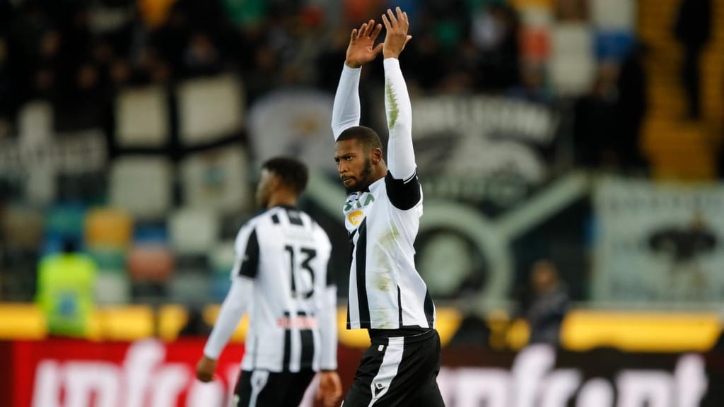 Beto (Udinese): 10 golos (Photo by Timothy Rogers/Getty Images)