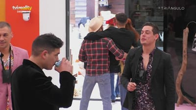 Imperdível: Sara Sistelo e Tiago Feliciano levam Afonso Vaz ao colo - Big Brother