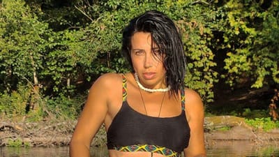O Triângulo: Apenas em biquíni, Marina Pinto surge mais sensual do que nunca em videoclipe - Big Brother