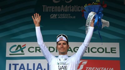 João Almeida segue em terceiro e de camisola branca no Tirreno-Adriático - TVI