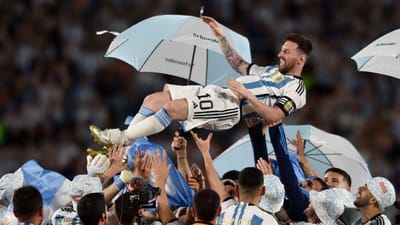 Messi: «Imaginei muitas vezes isto, mas agora não tenho palavras» - TVI